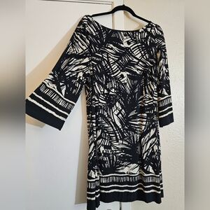 EnFocus Studio 16 3/4 Sleeve Midi W/ Blacl & White Abstract Pattern